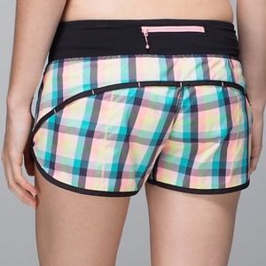 Lululemon Run Speed Short Size 8 Plaid